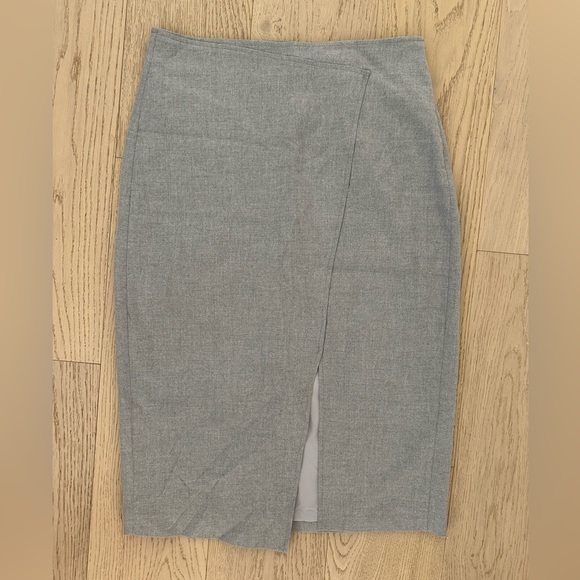 Babaton from Aritzia Forrest Skirt - Picture 2 of 7